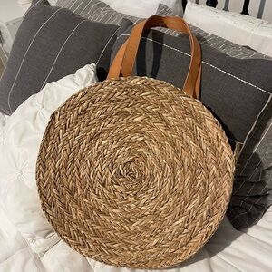 Universal thread beach tote bag